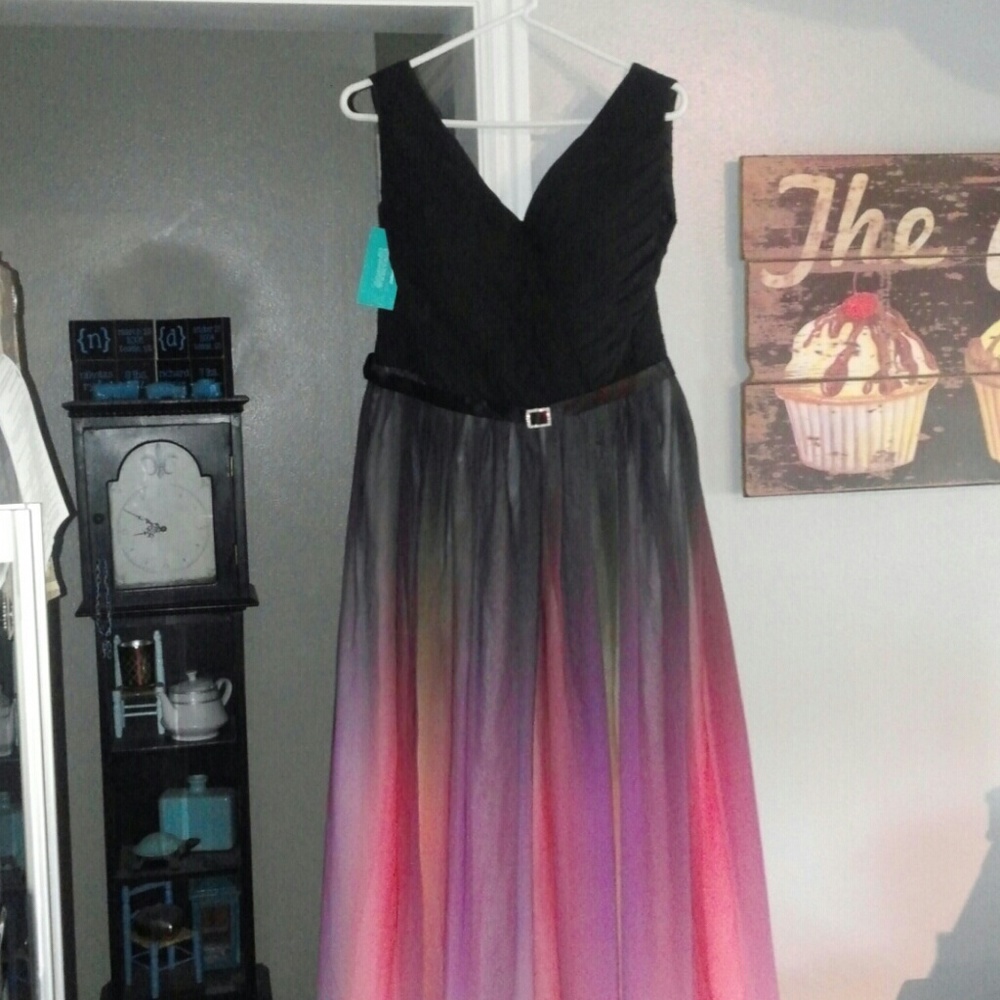COPY - Floor length ombre formal ball gown or pro…